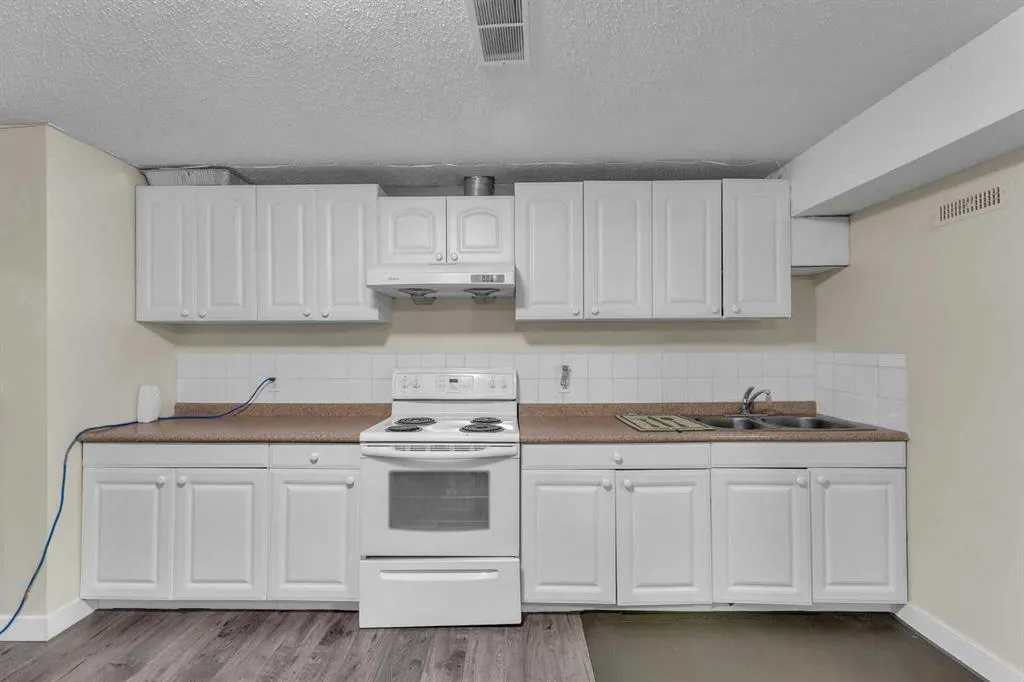 138 Saddlecrest Park NE