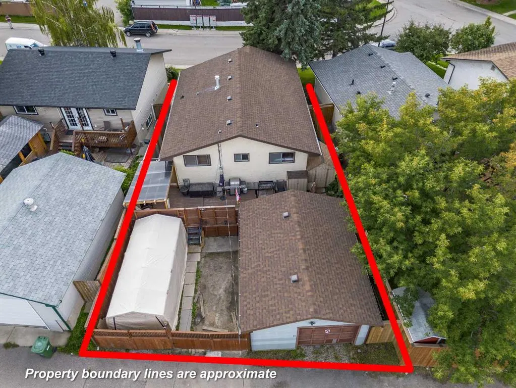 212 Doverview Crescent SE