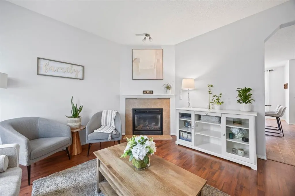 55 Covemeadow Close NE