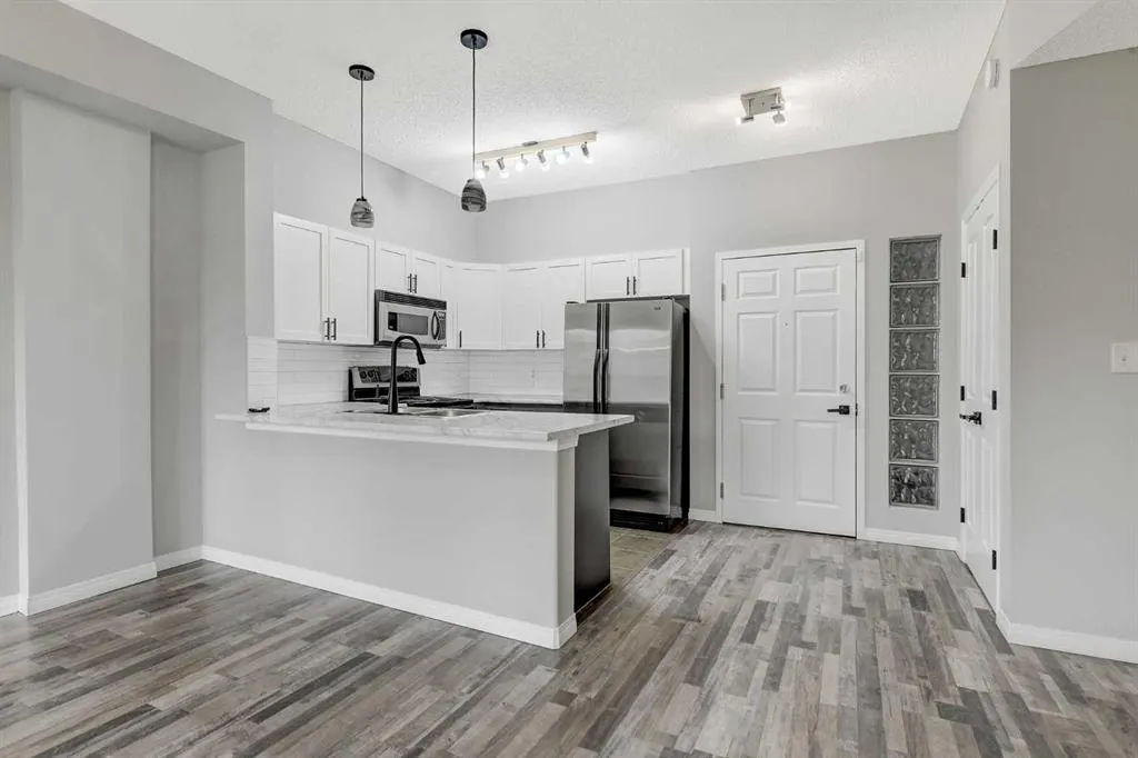 12310 102 Street, #114