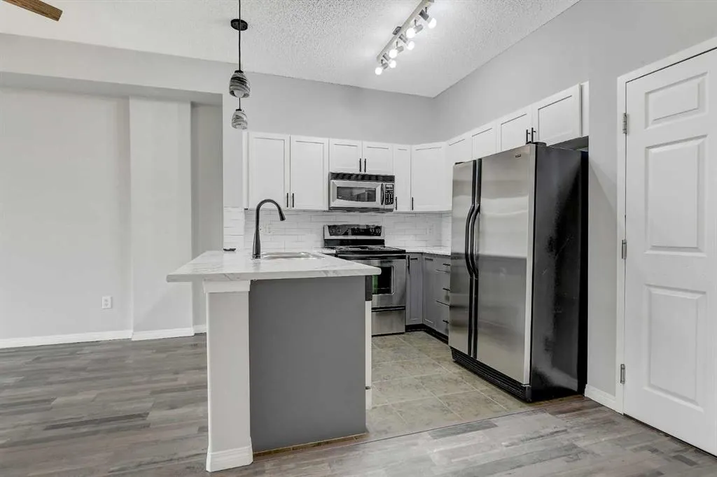 12310 102 Street, #114