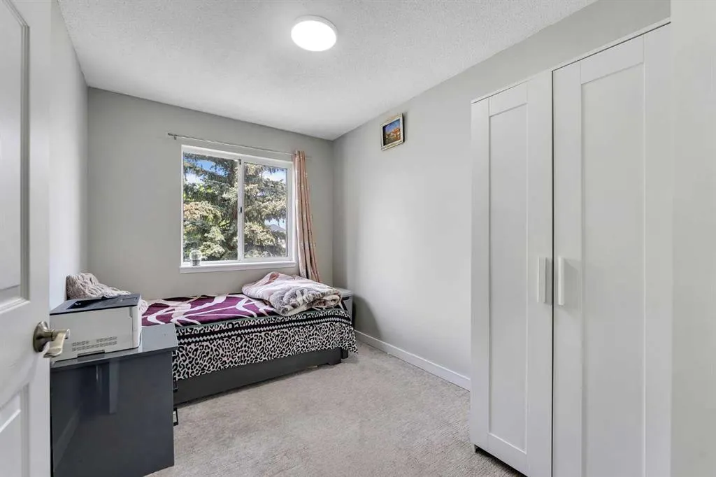 155 Taradale Drive NE