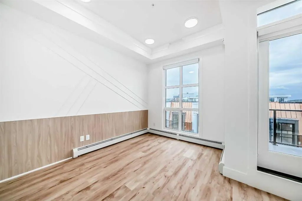 4270 Norford Avenue NW, #1403