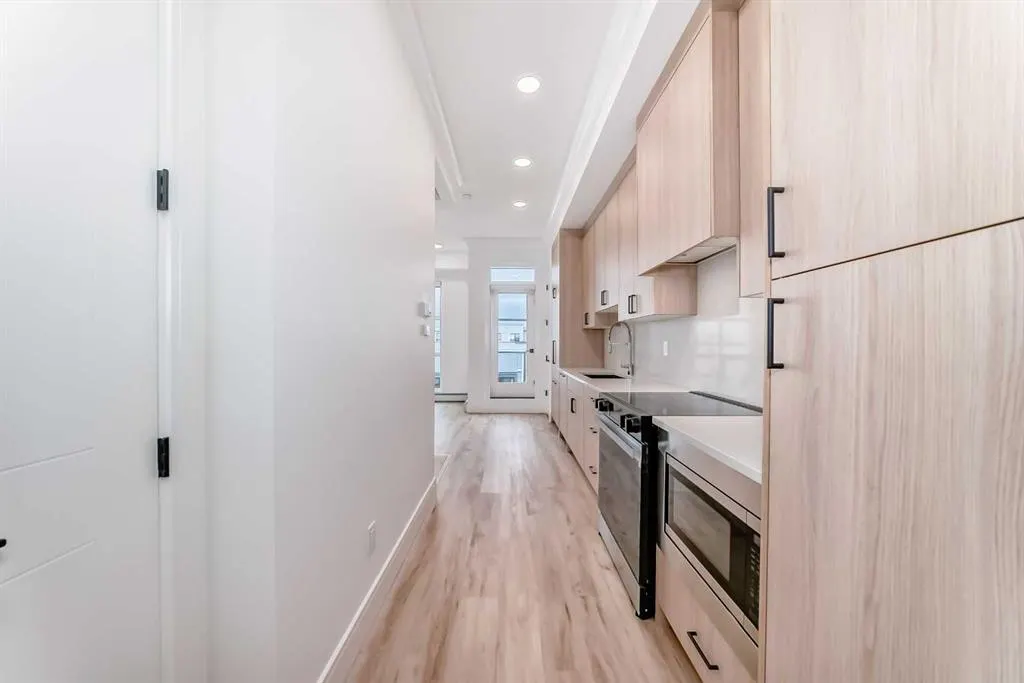 4270 Norford Avenue NW, #1403