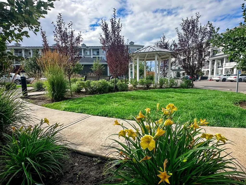 100 Auburn Meadows Common SE, #108