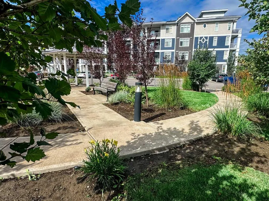 100 Auburn Meadows Common SE, #108