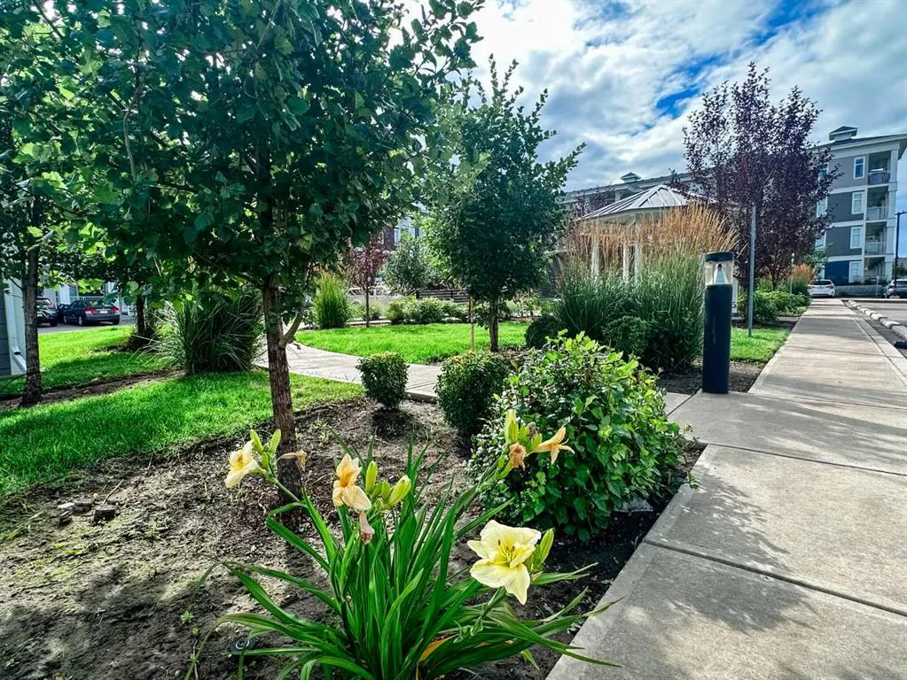 100 Auburn Meadows Common SE, #108