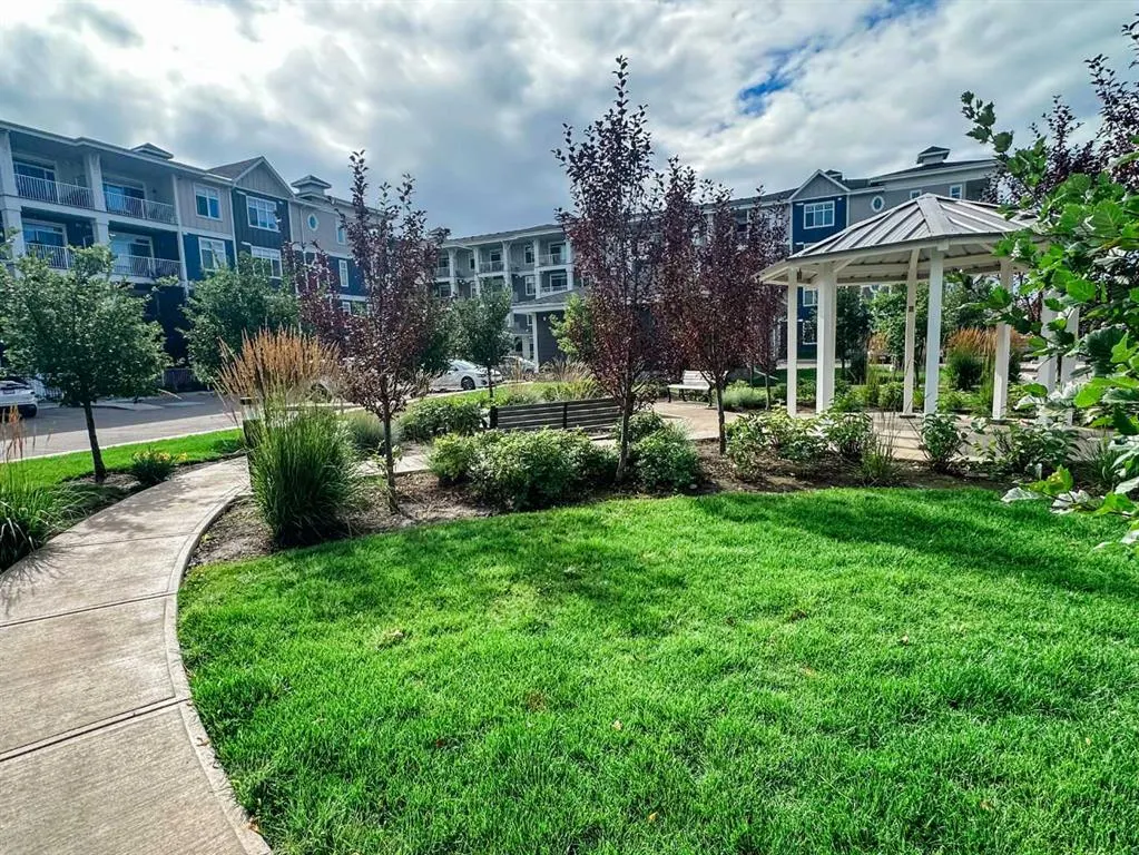 100 Auburn Meadows Common SE, #108