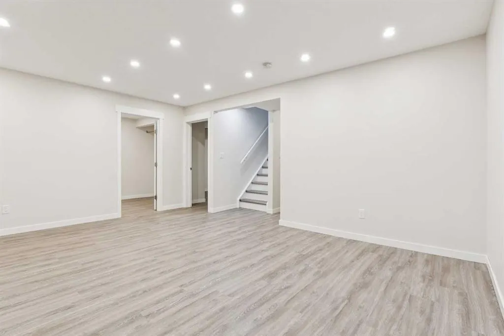 132 Citadel Meadow Bay NW