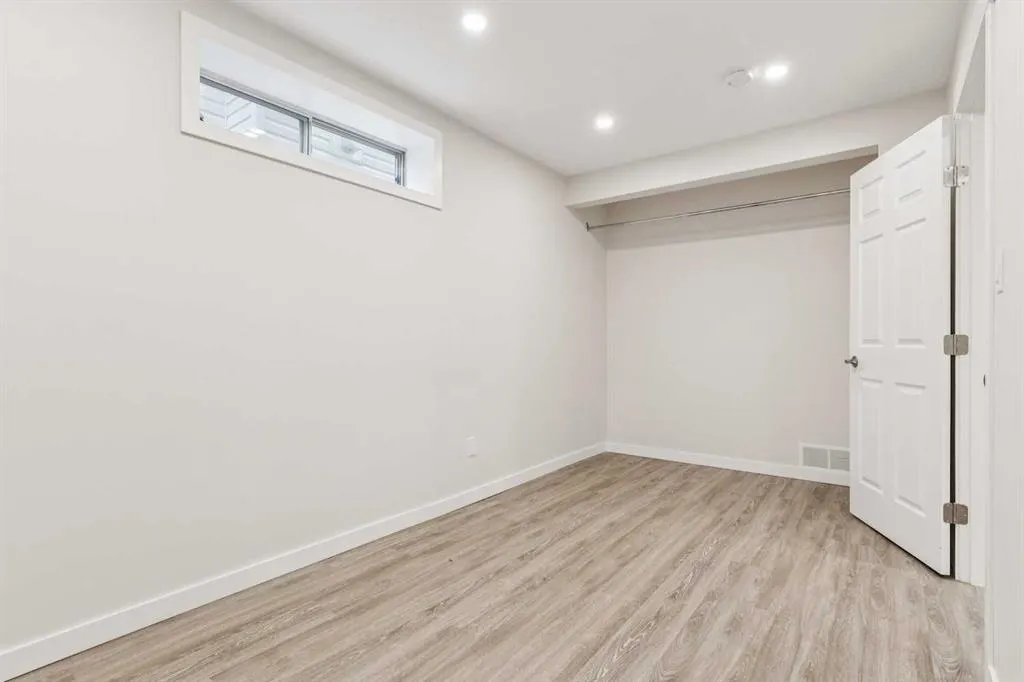 132 Citadel Meadow Bay NW