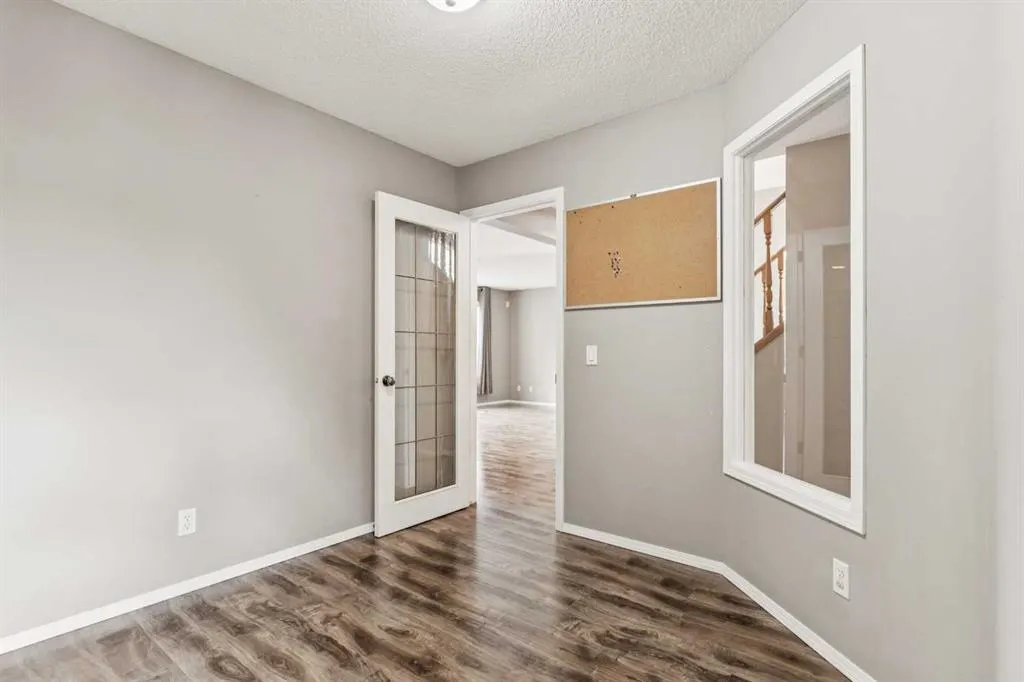 132 Citadel Meadow Bay NW