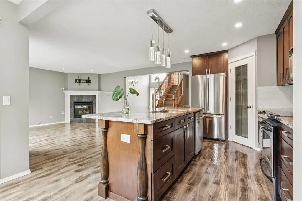 132 Citadel Meadow Bay NW