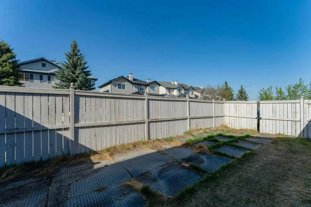 178 Covemeadow Crescent NE