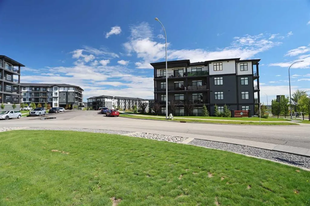 20 Sage Hill Walk NW, #413