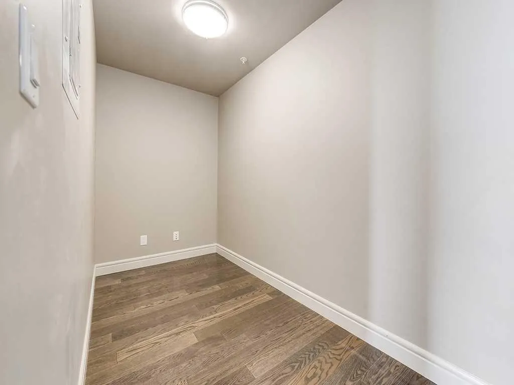817 15 Avenue SW, #803