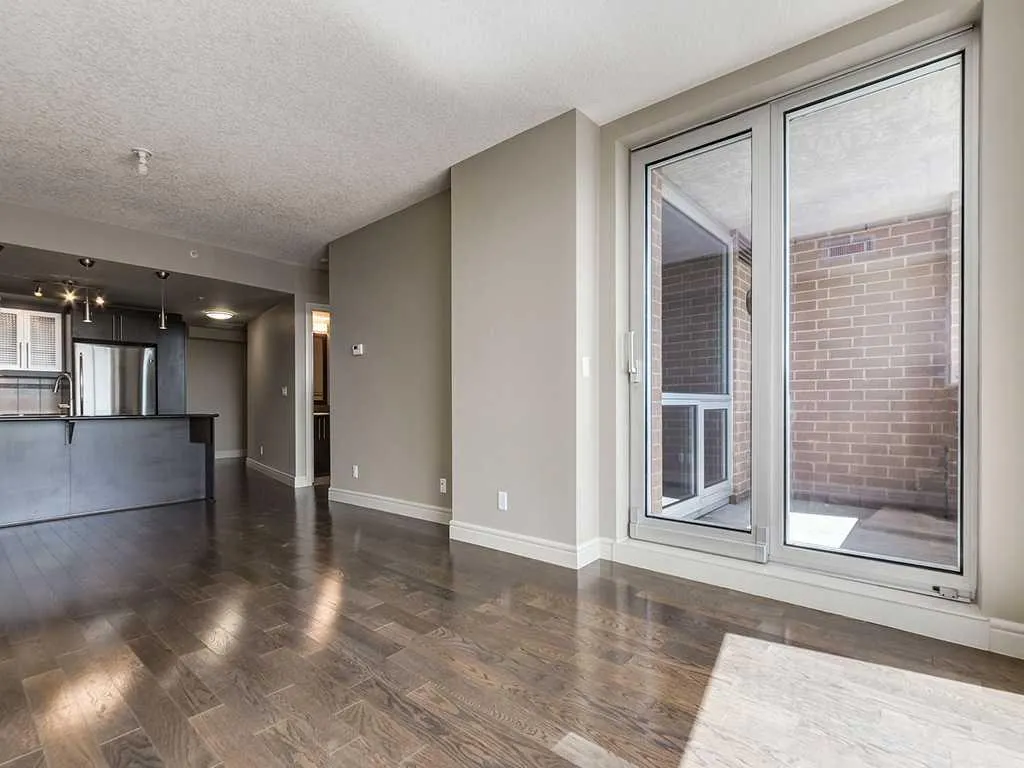 817 15 Avenue SW, #803