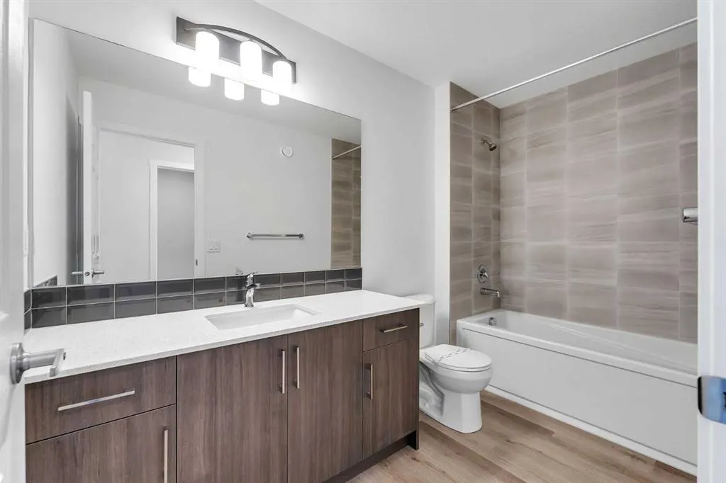 53 Cityside View NE