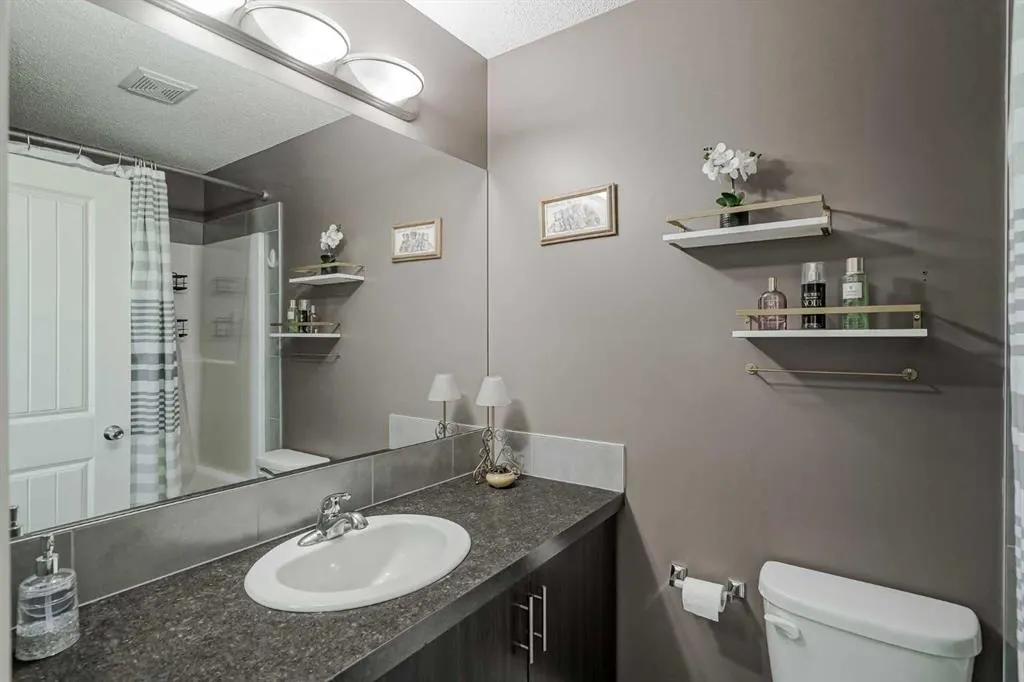 313 Copperpond Landing SE