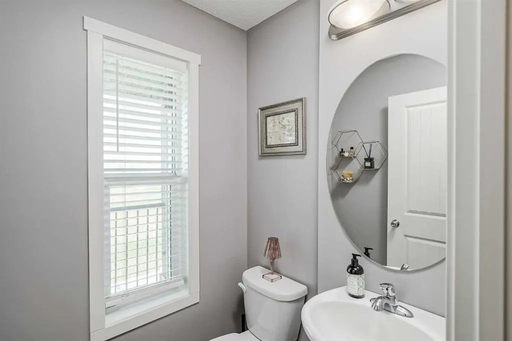 313 Copperpond Landing SE