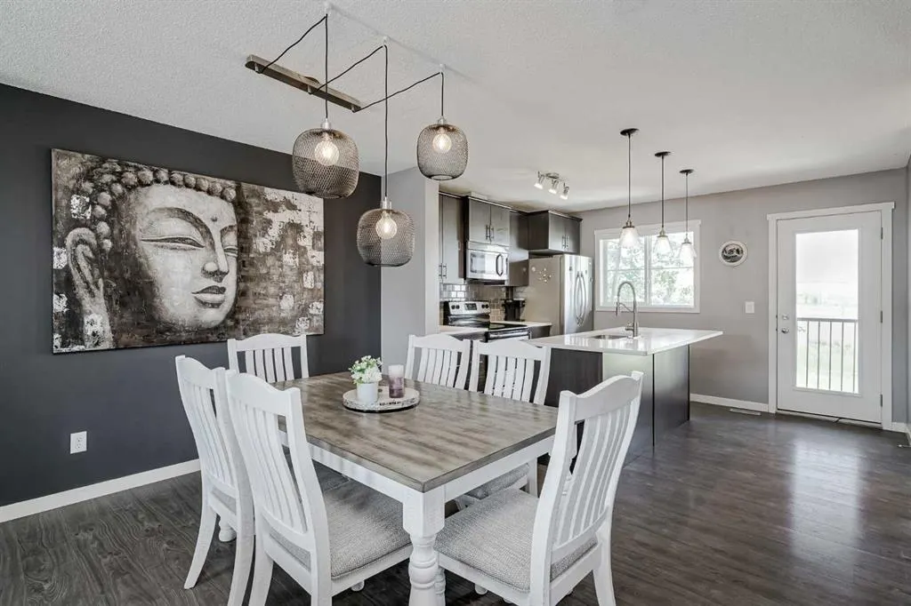 313 Copperpond Landing SE