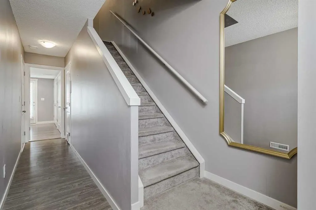 313 Copperpond Landing SE