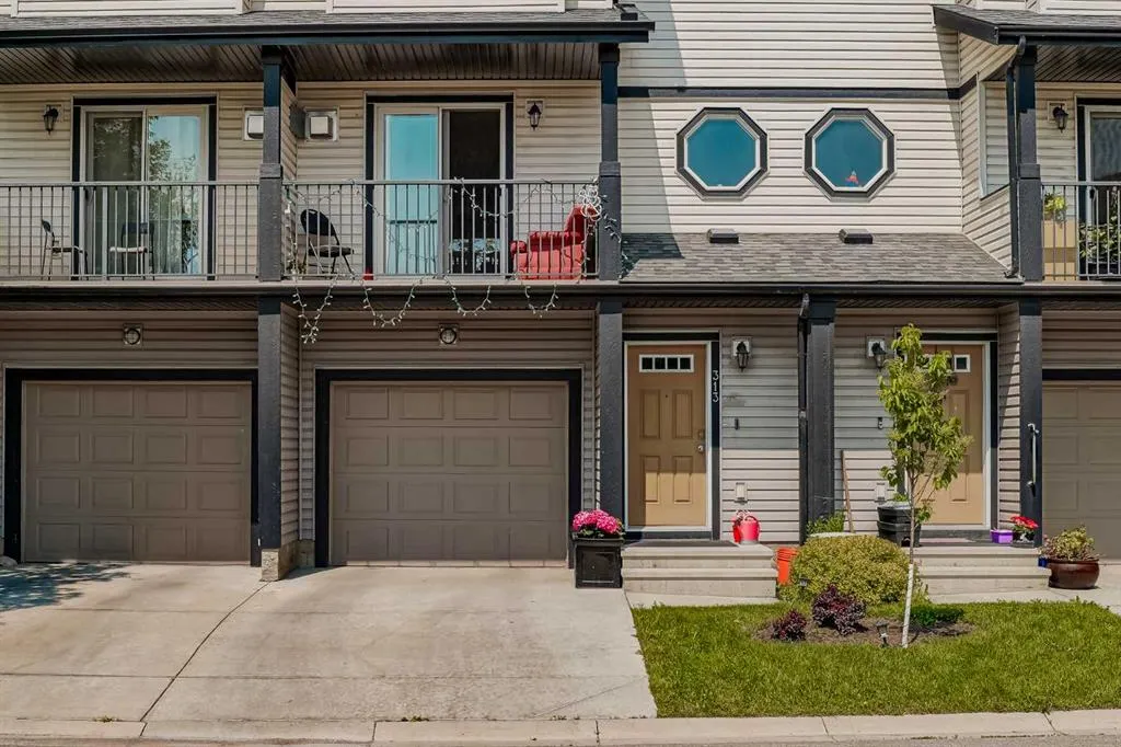 313 Copperpond Landing SE