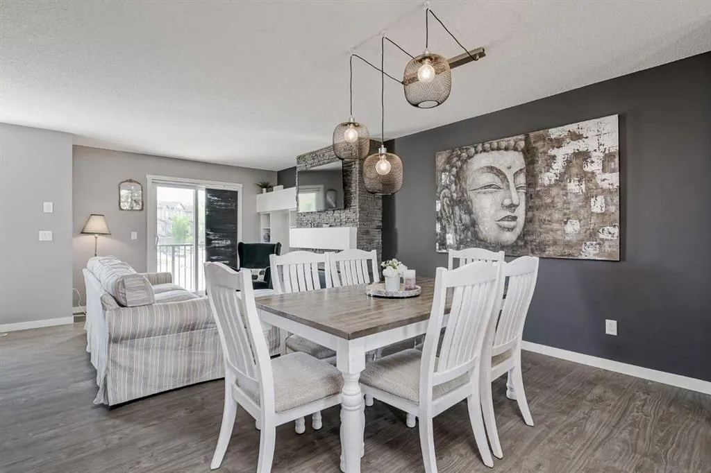 313 Copperpond Landing SE