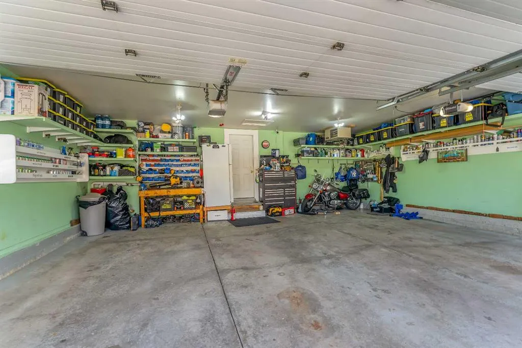 33 Edgevalley Way NW