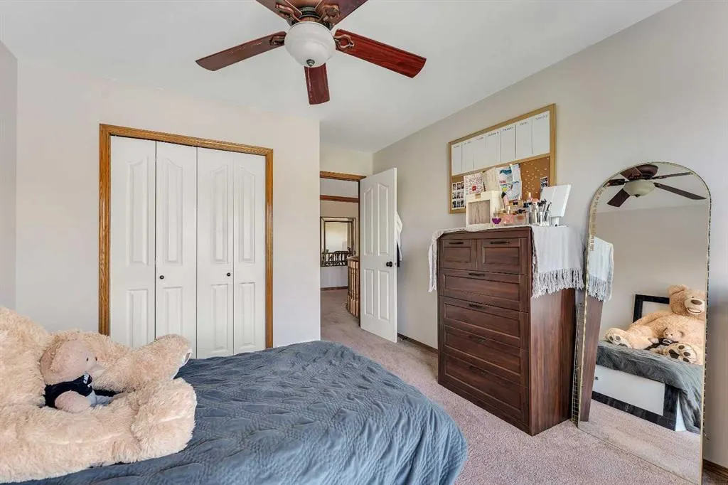 33 Edgevalley Way NW