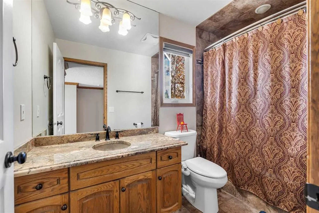 33 Edgevalley Way NW