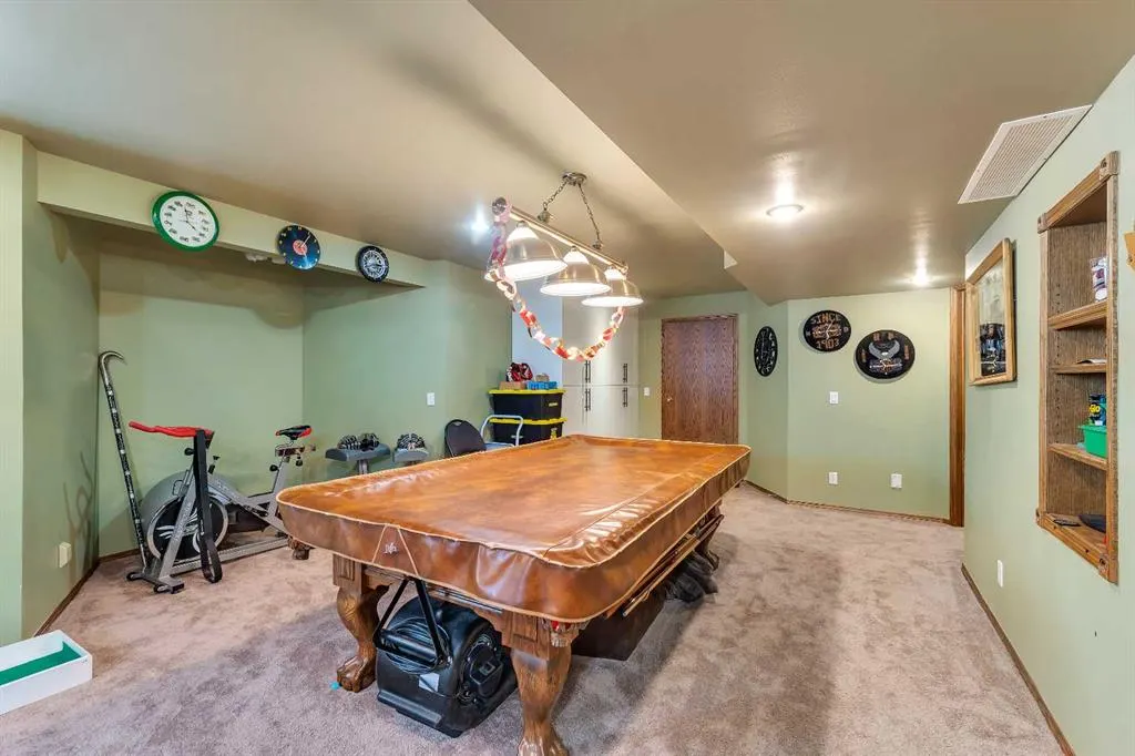 33 Edgevalley Way NW
