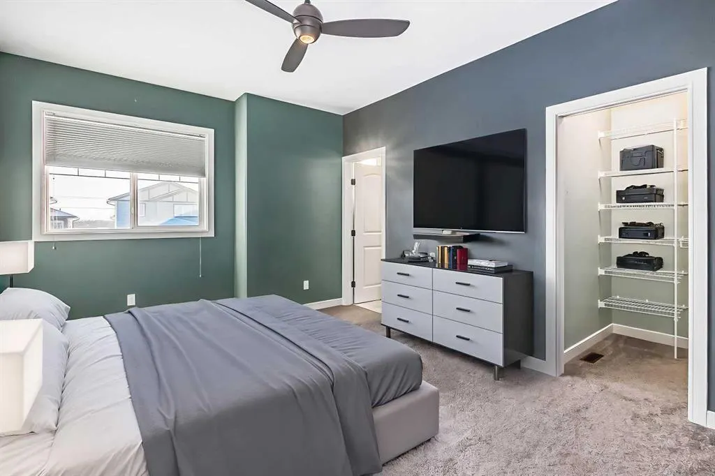 119 Mitchell Crescent