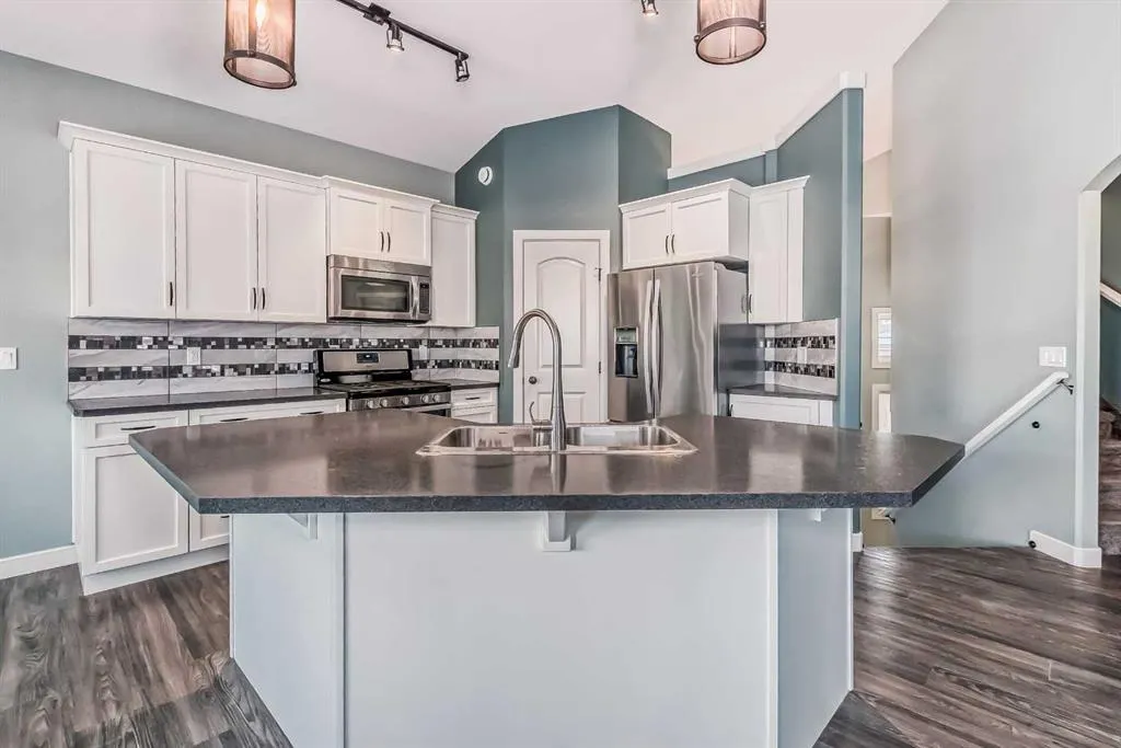 119 Mitchell Crescent