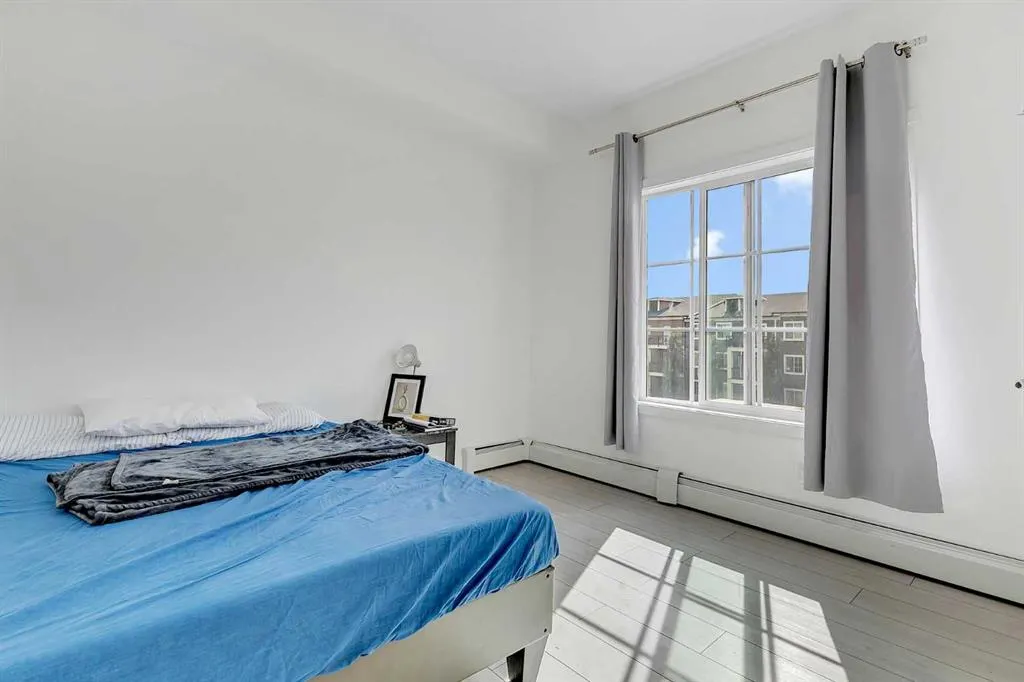 99 Copperstone Park, #2418