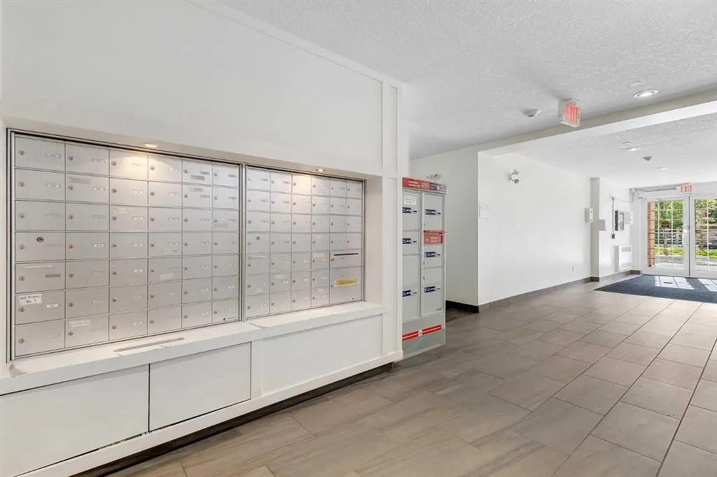 99 Copperstone Park, #2418