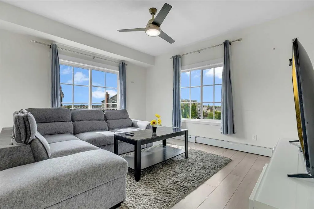 99 Copperstone Park, #2418