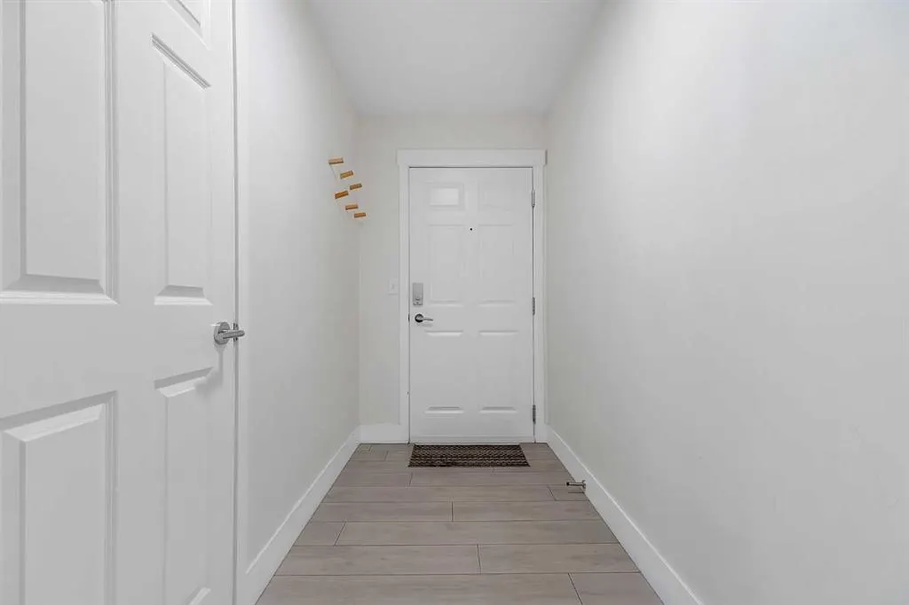 99 Copperstone Park, #2418