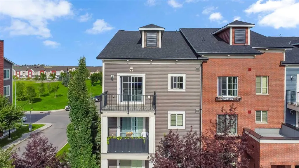 99 Copperstone Park, #2418