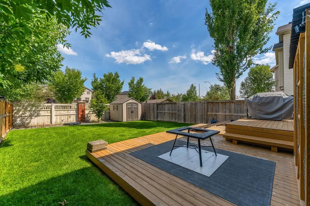 266 Covehaven View NE