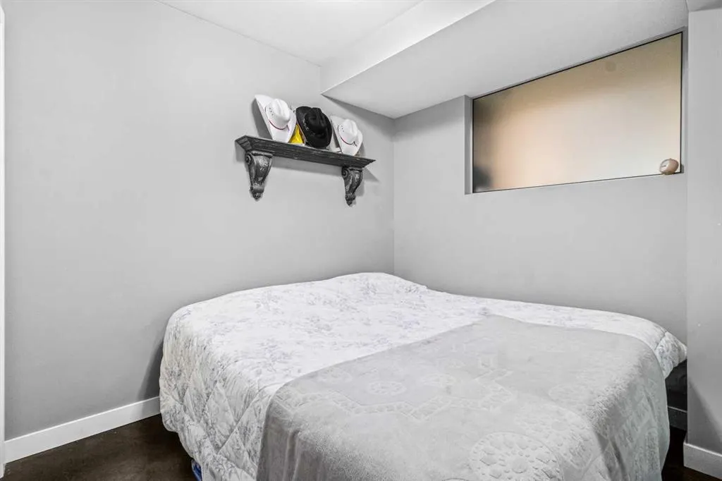 235 9A Street NW, #207