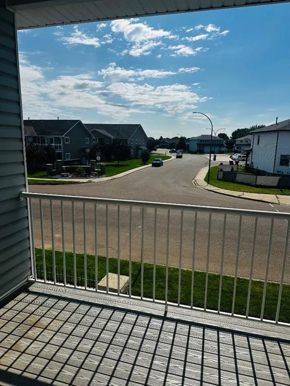 12 Northlands Pointe
