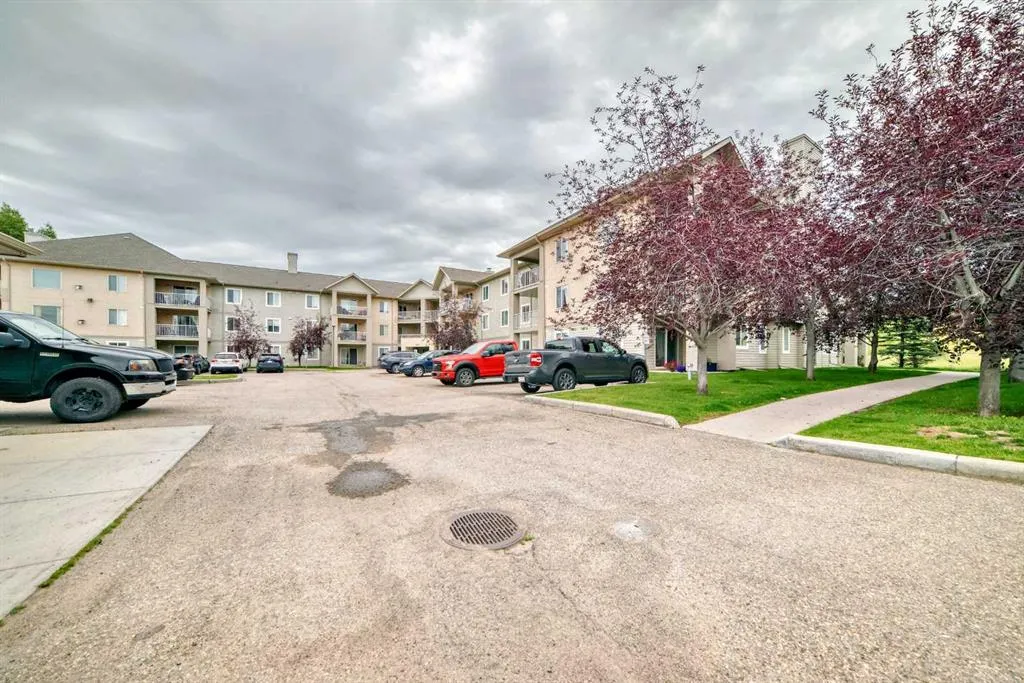 1000 Citadel Meadow Point NW, #303