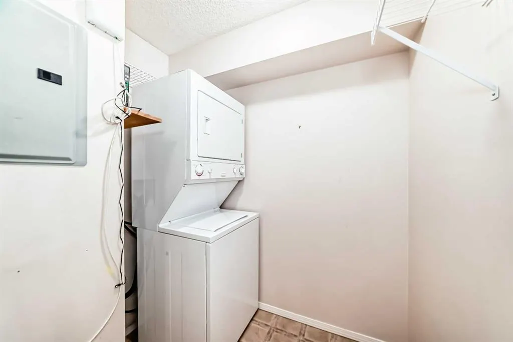 1000 Citadel Meadow Point NW, #303