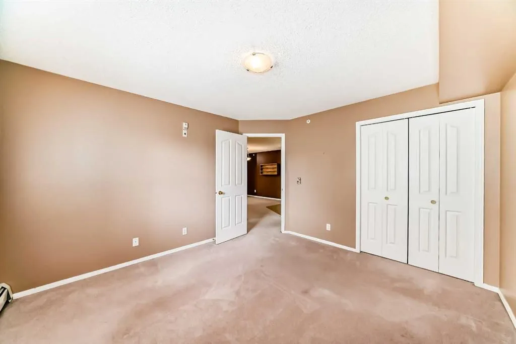1000 Citadel Meadow Point NW, #303