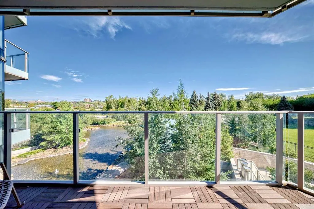 738 1 Avenue SW, #302