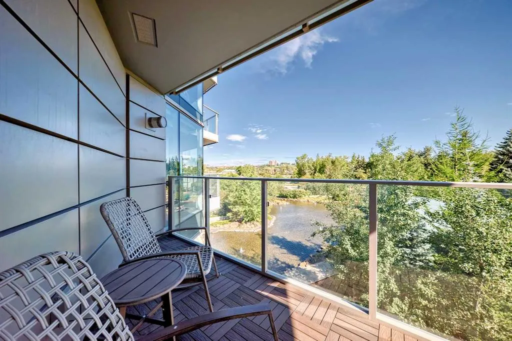 738 1 Avenue SW, #302