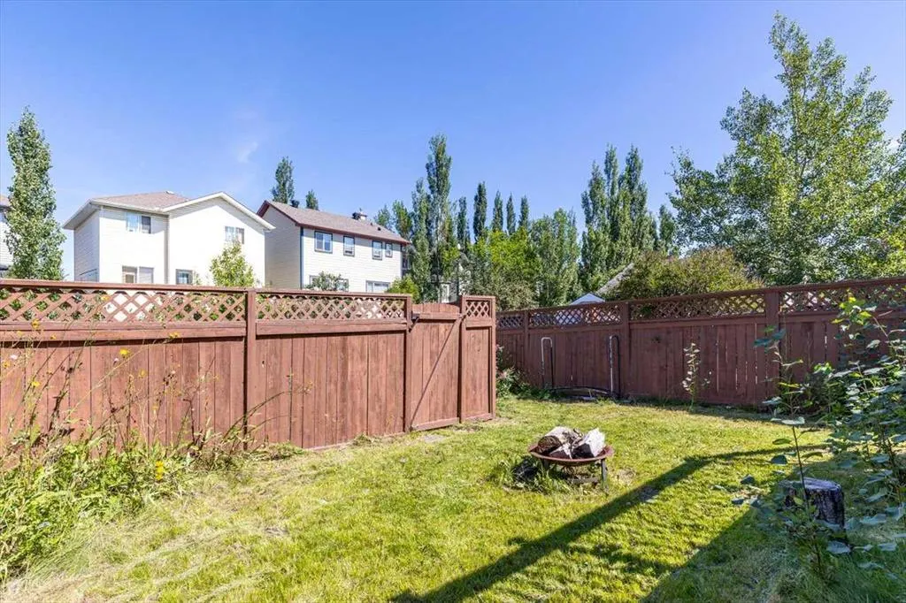 911 Arbour Lake Road NW