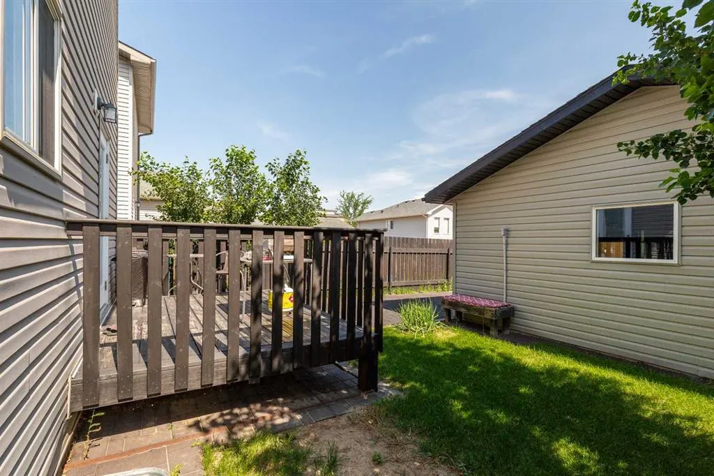 256 Sunridge Road W
