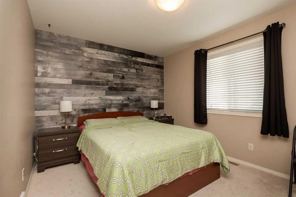 256 Sunridge Road W