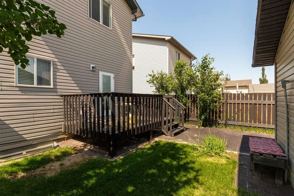 256 Sunridge Road W